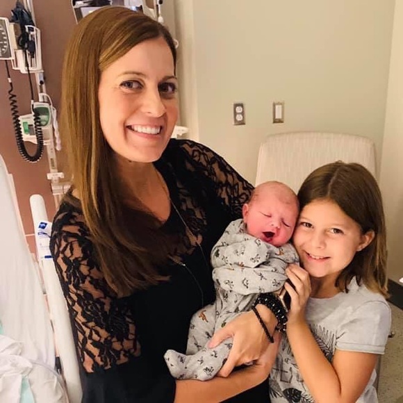 Meet your Posher, Kristin - Picture 1 of 1